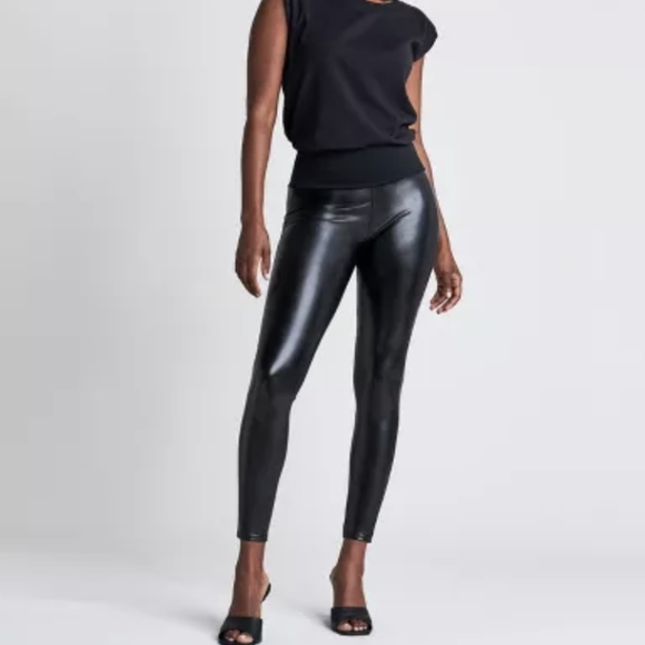 Spanx Women's All Over Faux Leather Leggings. - Picture 1 of 15